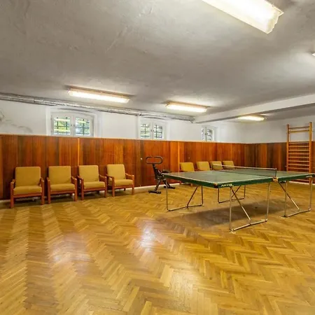 Hotel Vetrov 3*