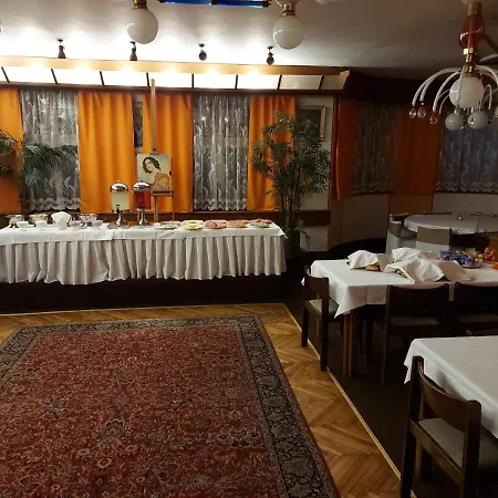 Отель Vetrov
