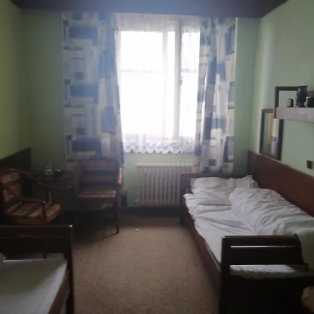 Hotel Vetrov 3*